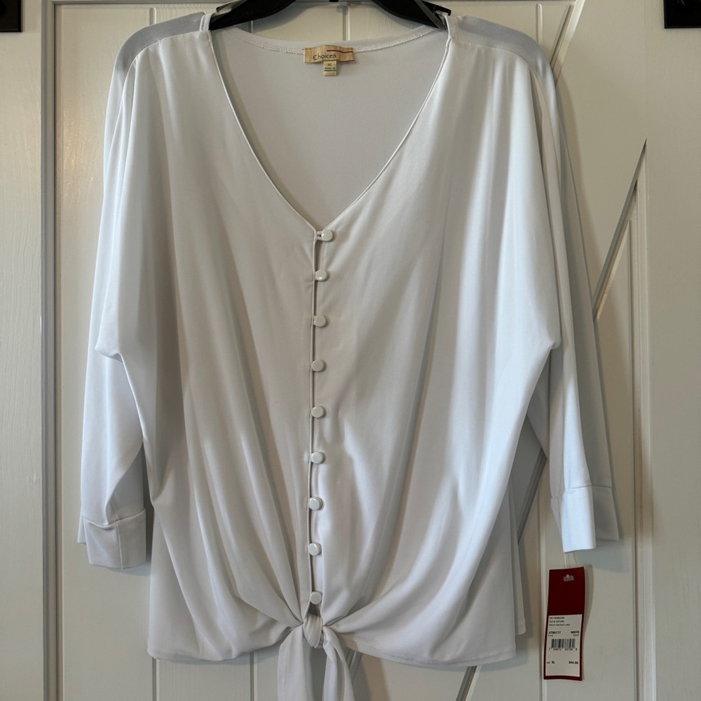 Choices Women’s XL White Button Up Tie At bottom Top NWT 3/4 Sleeve